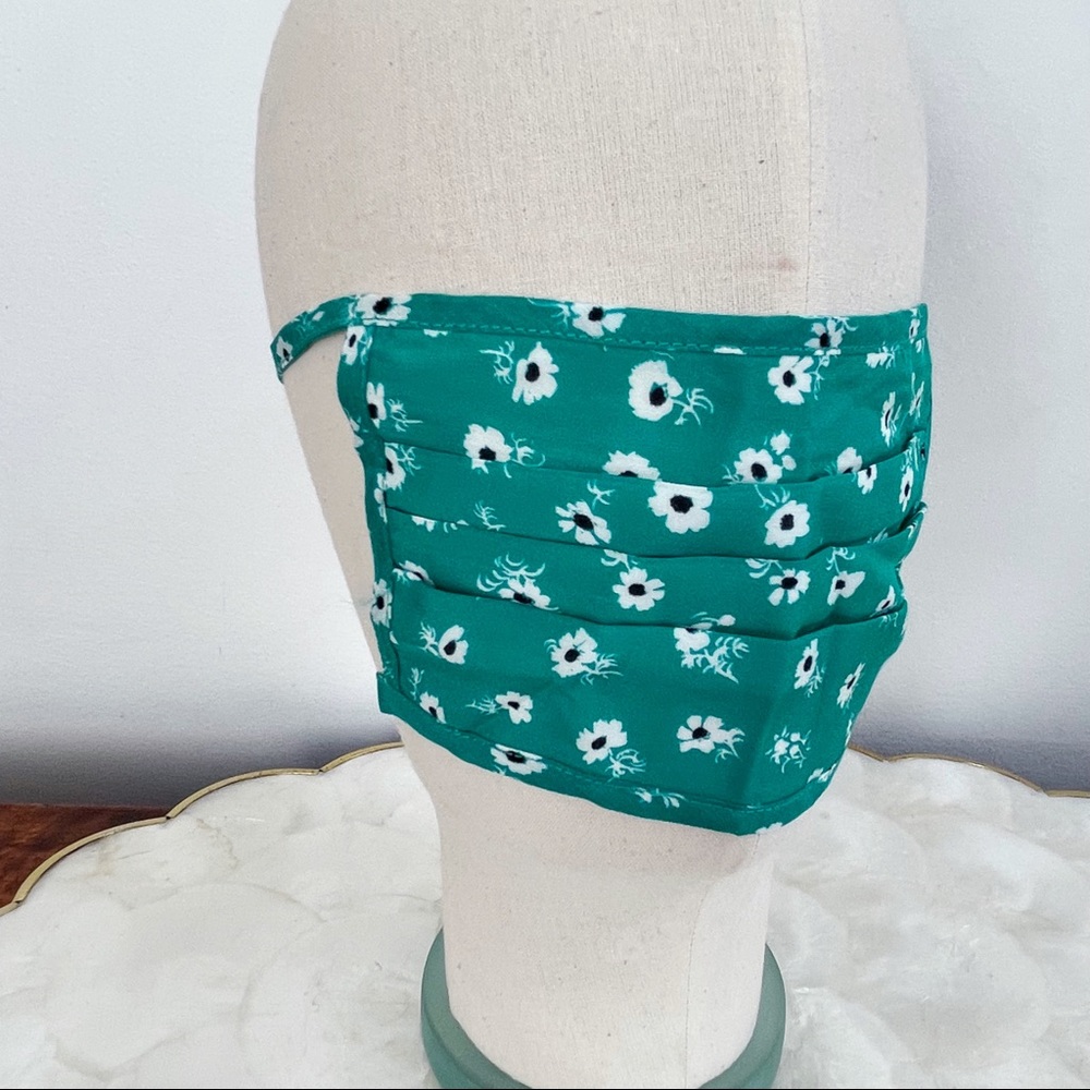 Rixo Green White Daisy Cotton Silk Blend Fabric Tie Face Covering OS NEW